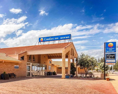 Comfort Inn Bay Of Isles - Accommodation Resorts 0