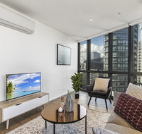 Contemporary Luxury With Views At Maya Waterfront - Accommodation Resorts