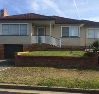 Costa Park Cottage Ena - Armidale - Accommodation Resorts