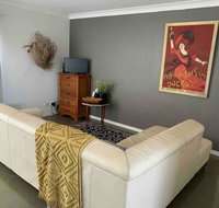 Cosy 1 Bedroom Unit With Views Of The City - Accommodation Resorts