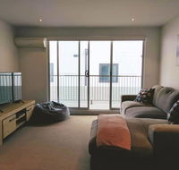 Cosy Modern Apartment in Brunswick - Accommodation Resorts