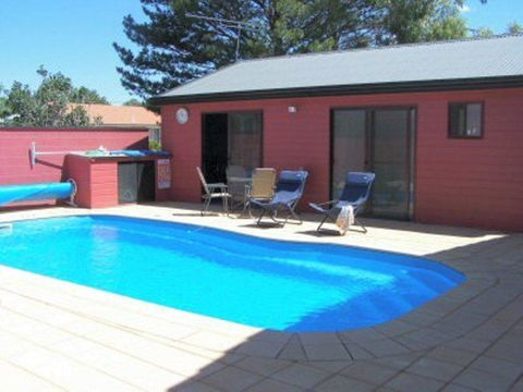 Cottonwood Lodge - Accommodation Resorts 2