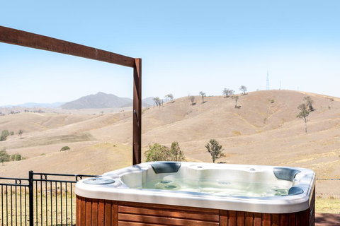 Dam It Getaway Tiny House - Accommodation Resorts 3