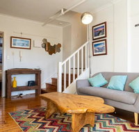 Delightful 3 Bedroom Apartment near Chapel Street in St Kilda - Accommodation Resorts
