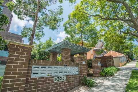 Designed Home Of Ultimate Convenience In Gordon - Accommodation Resorts 1