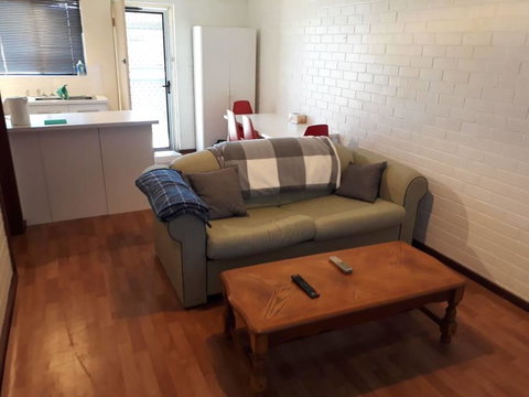 Dianella - Affordable & Comfortable Close To The City & Shops - Accommodation Resorts 2