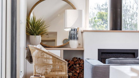 Dimmicks Retreat: 300m To Beach - Accommodation Resorts 1