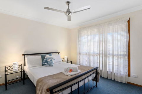 Dolphin Sands Holiday Cabins - Accommodation Resorts 0