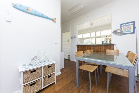 DOUGLAS COTTAGE FORSTER - Accommodation Resorts 3