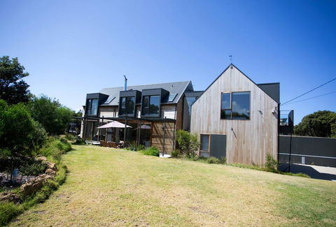 Dreamlands - Accommodation Resorts 1