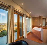 Eagle View Escape - Accommodation Resorts