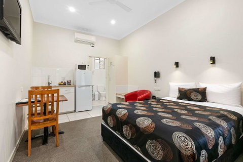 Econo Lodge Park Lane - Accommodation Resorts 1