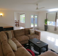 Edge Hill Clean  Green Cairns 7 Minutes from the Airport 7 Minutes to Cairns CBD  Reef Fleet Terminal - Accommodation Resorts