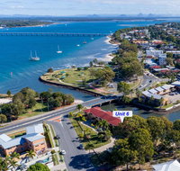 Elegant Waterfront Gem where the Ocean meets the Canal - Accommodation Resorts