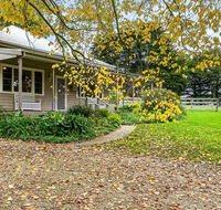 Elm Cottage - Accommodation Resorts