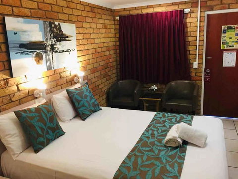 Emerald Highlands Motel - Accommodation Resorts 1