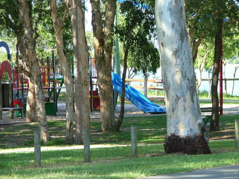 Enjoy Sunsets And Waterviews From Your Private Balcony - Accommodation Resorts 3