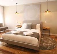 EVOLVE Near Adelaide CBD - Netflix / Wine / Lock up Garage - Accommodation Resorts