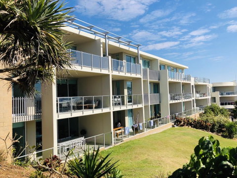 EXTRA LARGE 2 Bed Apartment - 3 Pools And Spa - Mountain View - BEACHFRONT LOCATION CABARITA BEACH - Accommodation Resorts 3