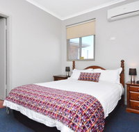 Eyre Hotel - Accommodation Resorts