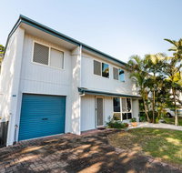 Family getaway close to Beach and Restaurants - Accommodation Resorts