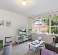 Family-friendly apartment in green Glen Iris - Accommodation Resorts