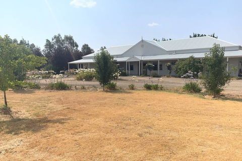 Farm House At The Gateway To The King Valley - Accommodation Resorts 2
