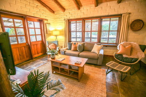 Feathertop Retreat - Accommodation Resorts 1