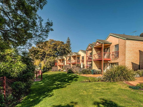 Findlay On The Bay - Accommodation Resorts 0