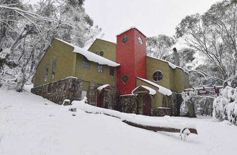 Fire Dreaming - Accommodation Resorts 3