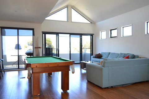 Fischer Torquay By Gold Star Stays - Accommodation Resorts 3