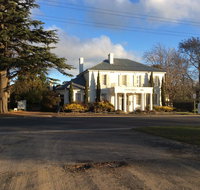Fitzpatricks Inn - Accommodation Resorts