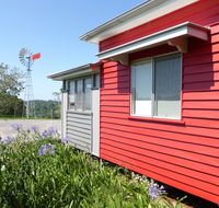 Flame Hill Vineyard - Accommodation Resorts