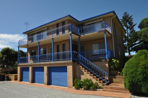 Flat 1-3 Bay Lane - Accommodation Resorts 0