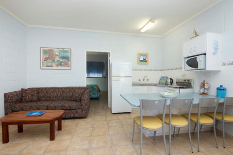 Forster Lodge 6, Cnr Wallis & West Street, Forster - Accommodation Resorts 2