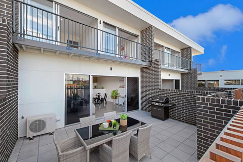 G149 - Apt 2 - Accommodation Resorts 0