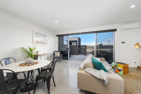G149 - Apt 2 - Accommodation Resorts 2