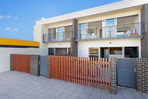 G149 - Apt 2 - Accommodation Resorts 1