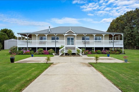 GALBRAITH BEACH STUDIO 2 - Accommodation Resorts 1