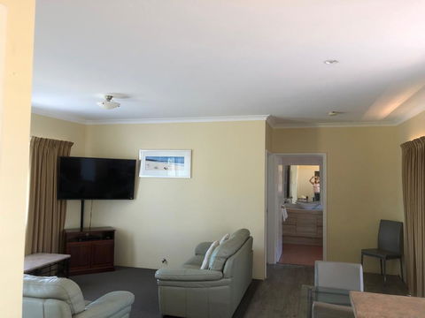 Gale Street Motel & Villas - Accommodation Resorts 1