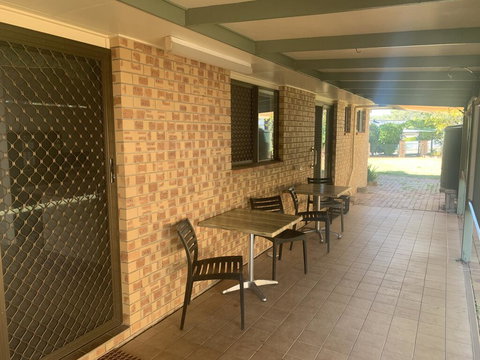 Gin Gin Budget Accommodation - Accommodation Resorts 1