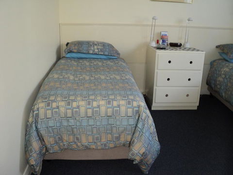 Glenelg Sea-Breeze - Accommodation Resorts 1
