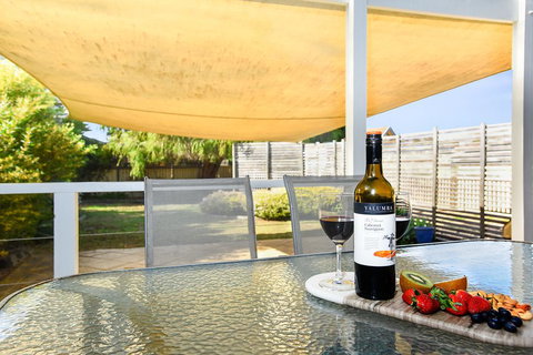 Goolwa Blue Escape - WiFi - Pet-Friendly - Accommodation Resorts 0