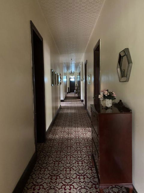 Grand Neath Hotel - Accommodation Resorts 3
