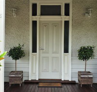 Healesville House - Magnolia House