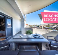 Higher Ground on Seaview-Superb Beach Lifestyle - Wifi - Metres from the beach - Accommodation Resorts
