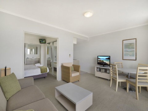 Hinterland Luxury - 1 Bedroom Hinterland View Apt - Accommodation Resorts 3