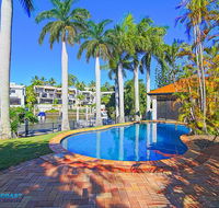 Holiday Home Coveside  Sanctuary Cove - Accommodation Resorts