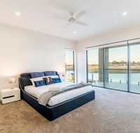 HomePlus - Luxury Living in Sanctuary Cove - Accommodation Resorts