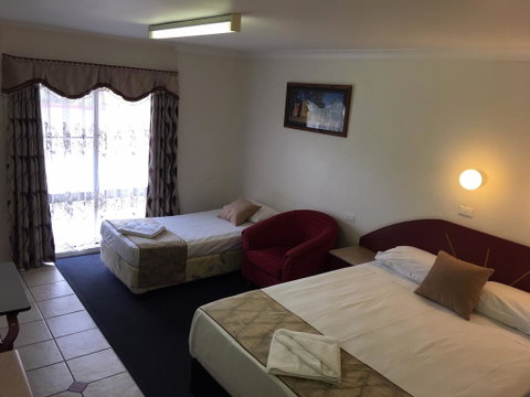 Homestead Motel - Accommodation Resorts 3